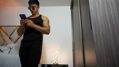 Devin Hunter online show from 03-03-25, 11:24