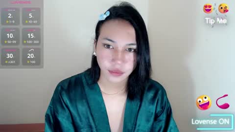 Snapshot of devine_glorymocha chatting on 06-26-26, 06:07 devine_glorymocha online show from 06-26-26, 06:07