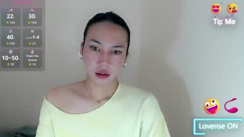 Snapshot of devine_glorymocha chatting on 07-05-26, 06:09 devine_glorymocha online show from 07-05-26, 06:09
