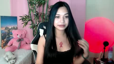 Snapshot of devine_goddessx chatting on 02-01-25, 03:08 Devine Greyson online show from 02-01-25, 03:08
