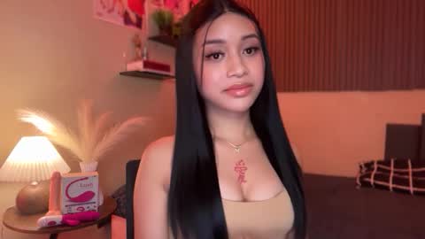 Devine Greyson online show from 11-23-25, 12:27