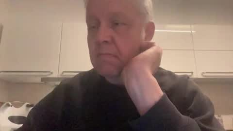 Snapshot of devon_nite chatting on 05-19-26, 11:44 Devon online show from 05-19-26, 11:44