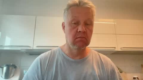 Snapshot of devon_nite chatting on 06-15-26, 06:26 Devon online show from 06-15-26, 06:26