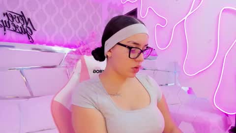 DevoraCook online show from 11-13-25, 01:54