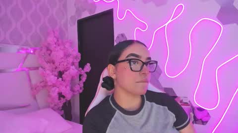 DevoraCook online show from 11-25-25, 02:39