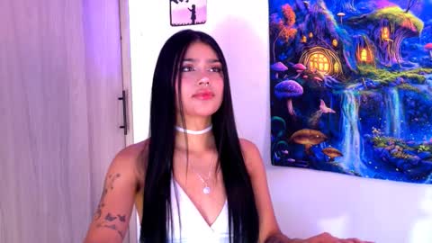 Snapshot of devours_fire chatting on 11-09-25, 07:01 Sara 3 online show from 11-09-25, 07:01