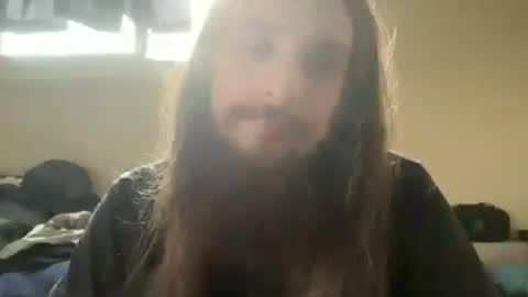 Snapshot of deweydreams chatting on 06-12-26, 06:18 deweydreams online show from 06-12-26, 06:18