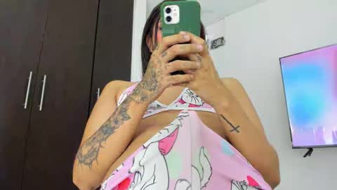 thumb up me please its important online show from 12-10-24, 06:11