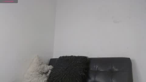 Snapshot of deysha_garncia chatting on 07-27-26, 01:07 Deysha online show from 07-27-26, 01:07