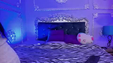 Snapshot of dhaliarosse chatting on 01-14-26, 03:23 Dhalia online show from 01-14-26, 03:23