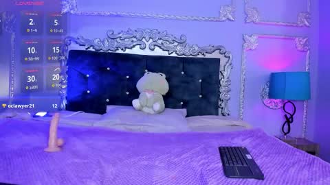 Snapshot of dhaliarosse chatting on 02-25-26, 03:49 Dhalia online show from 02-25-26, 03:49