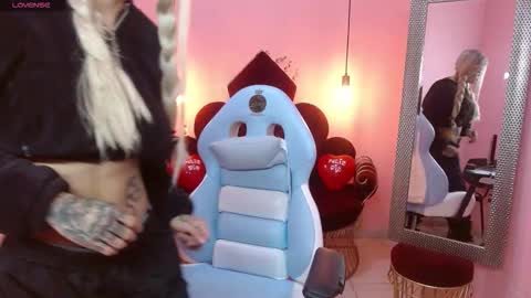 Snapshot of dhalton_x chatting on 02-18-26, 03:46 Dhalton online show from 02-18-26, 03:46