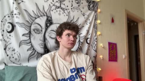 Snapshot of di_n_alex chatting on 02-15-25, 10:55 Di Alex online show from 02-15-25, 10:55