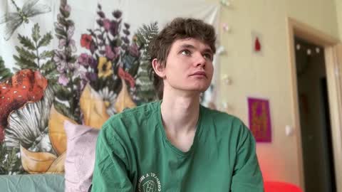 Snapshot of di_n_alex chatting on 02-21-25, 10:07 Di Alex online show from 02-21-25, 10:07