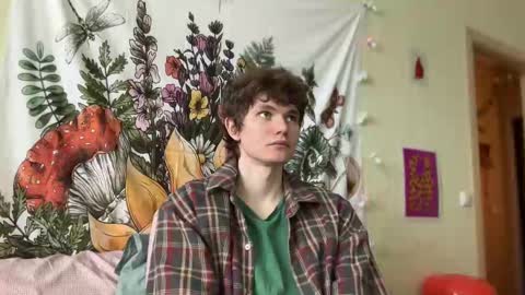 Snapshot of di_n_alex chatting on 03-06-25, 10:52 Di Alex online show from 03-06-25, 10:52