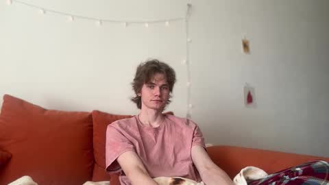 Snapshot of di_n_alex chatting on 09-12-25, 08:36 Di Alex online show from 09-12-25, 08:36