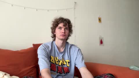 Snapshot of di_n_alex chatting on 10-12-25, 09:52 Di Alex online show from 10-12-25, 09:52