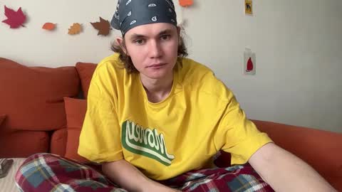 Snapshot of di_n_alex chatting on 11-01-25, 09:11 Di Alex online show from 11-01-25, 09:11