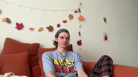 Snapshot of di_n_alex chatting on 11-09-25, 10:02 Di Alex online show from 11-09-25, 10:02