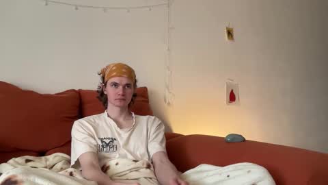 Snapshot of di_n_alex chatting on 11-27-25, 09:55 Di Alex online show from 11-27-25, 09:55