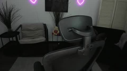 Dia online show from 02-22-26, 07:34