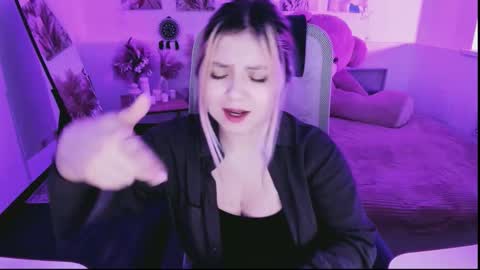 Dia online show from 03-19-26, 10:36