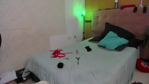 Snapshot of diabla_sexyboobs chatting on 12-25-24, 12:05 D I A B L A online show from 12-25-24, 12:05