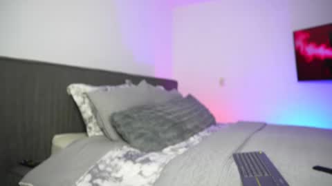 Diego online show from 11-23-25, 11:37