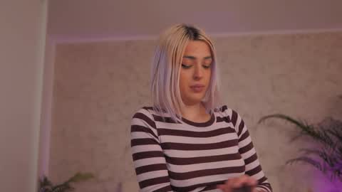 Thea online show from 02-26-26, 05:12