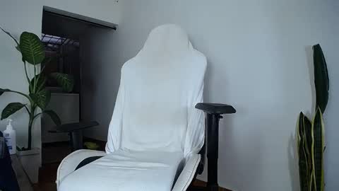 MaSSimo online show from 11-13-25, 08:52