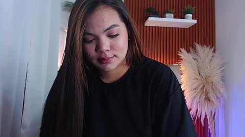 Snapshot of diamond_canela chatting on 01-24-25, 05:42 diamond_canela online show from 01-24-25, 05:42