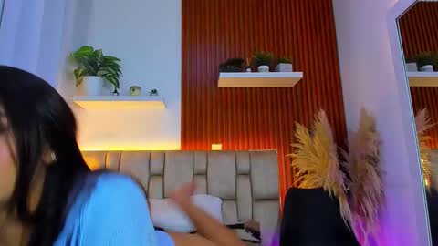 Snapshot of diamond_canela chatting on 09-23-25, 02:58 diamond_canela online show from 09-23-25, 02:58