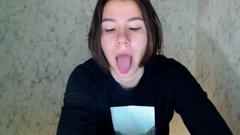 Snapshot of diamond_is chatting on 11-26-25, 09:49 diamond is online show from 11-26-25, 09:49