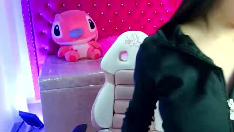 diamond_juliana_ online show from 05-27-26, 03:03