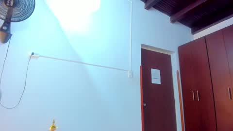 Snapshot of diamond_sweet0 chatting on 05-09-26, 03:01 Diamond online show from 05-09-26, 03:01