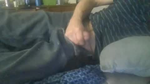 diamondeye112 online show from 12-19-25, 01:40