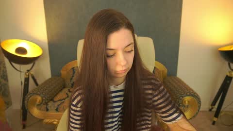Snapshot of diamondeyeess chatting on 04-26-26, 05:16 Sasha online show from 04-26-26, 05:16