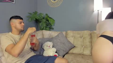 vanessa online show from 12-19-25, 08:27