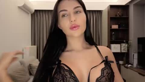 Snapshot of diamondpixie chatting on 01-13-26, 08:47 Iris online show from 01-13-26, 08:47