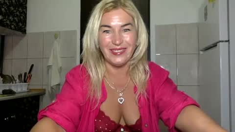 Snapshot of diana583578 chatting on 12-04-24, 08:40 diana583578 online show from 12-04-24, 08:40