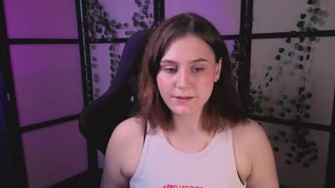 Snapshot of diana_floweri chatting on 05-20-26, 09:15 Diana online show from 05-20-26, 09:15