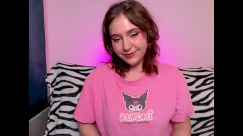 Snapshot of diana_floweri chatting on 06-18-26, 09:58 Diana online show from 06-18-26, 09:58
