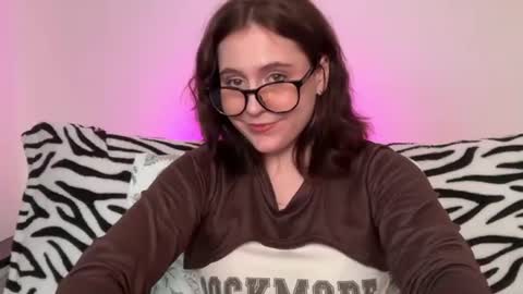 Snapshot of diana_floweri chatting on 06-27-26, 12:22 Diana online show from 06-27-26, 12:22