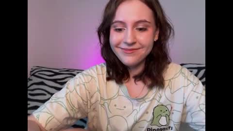Snapshot of diana_floweri chatting on 07-15-26, 09:58 Diana online show from 07-15-26, 09:58