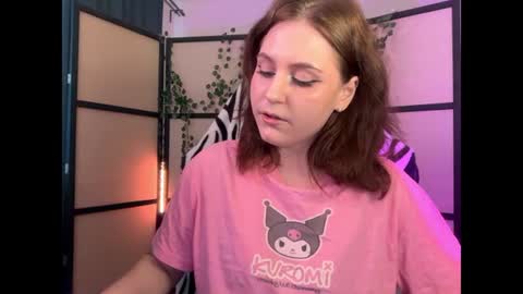 Snapshot of diana_floweri chatting on 07-23-26, 11:30 Diana online show from 07-23-26, 11:30