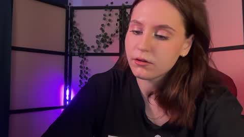 Snapshot of diana_floweri chatting on 08-09-26, 12:54 Diana online show from 08-09-26, 12:54
