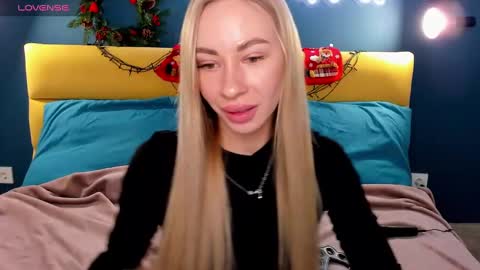Snapshot of diana_garrett chatting on 12-12-24, 08:57 Diana  online show from 12-12-24, 08:57