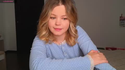 Olga online show from 09-25-25, 01:26