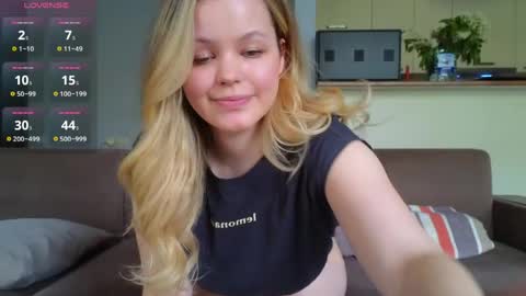 Olga online show from 04-24-26, 01:13