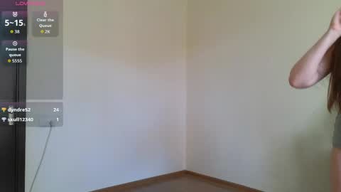 Snapshot of dianaholiday chatting on 06-04-26, 02:45 Olga online show from 06-04-26, 02:45
